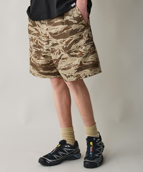 rehacer(レアセル)の「rehacer : Tiger Joint Camo Shorts / タイガージョイント カモ ショーツ(その他パンツ・メンズ・ベージュ/ブラック・MEDIUM/SMALL/LARGE)」の5枚目の写真