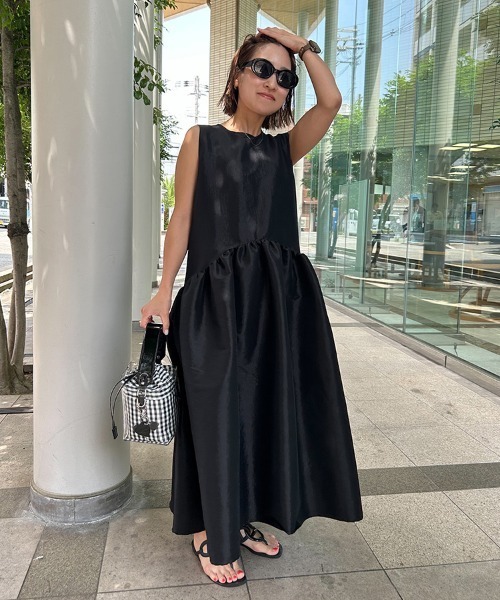 DONOBAN（ドノバン）の「ハートカットクリアバッグ（ショルダーバッグ・レディース・レッド/シルバー/ブラック・ONE）」の4枚目の写真