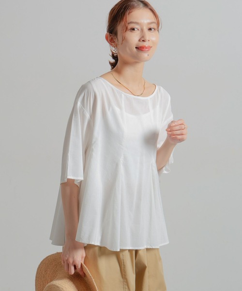 studio CLIP（スタディオクリップ）の「コットンレーヨンフレアTブラウス（シャツ/ブラウス・レディース・カーキ/ブラック/オフホワイト/ブルー・FREE）」の6枚目の写真