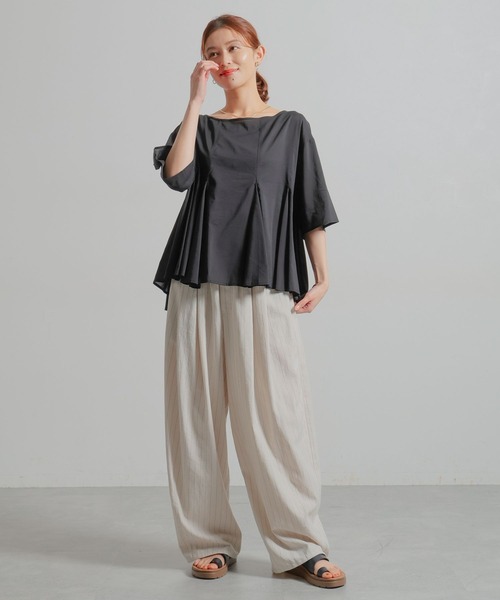 studio CLIP（スタディオクリップ）の「コットンレーヨンフレアTブラウス（シャツ/ブラウス・レディース・カーキ/ブラック/オフホワイト/ブルー・FREE）」の17枚目の写真