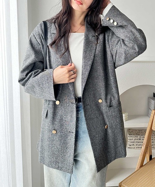 GeeRA（ジーラ）の「ゴールドボタンオーバーサイズダブルテーラードジャケット（テーラードジャケット・レディース・ブラック系その他/ブラウン系その他・MEDIUM/LARGE）」の4枚目の写真