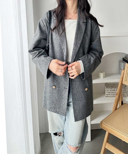 GeeRA（ジーラ）の「ゴールドボタンオーバーサイズダブルテーラードジャケット（テーラードジャケット・レディース・ブラック系その他/ブラウン系その他・MEDIUM/LARGE）」の5枚目の写真