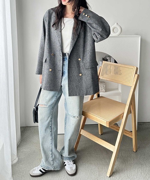 GeeRA（ジーラ）の「ゴールドボタンオーバーサイズダブルテーラードジャケット（テーラードジャケット・レディース・ブラック系その他/ブラウン系その他・MEDIUM/LARGE）」の9枚目の写真