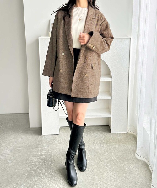 GeeRA（ジーラ）の「ゴールドボタンオーバーサイズダブルテーラードジャケット（テーラードジャケット・レディース・ブラック系その他/ブラウン系その他・MEDIUM/LARGE）」の12枚目の写真