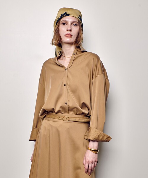 allureville(アルアバイル)の「フィブリルカシュクールシャツ(シャツ/ブラウス・レディース・ベージュ/ネイビー/カーキ・2)」の4枚目の写真