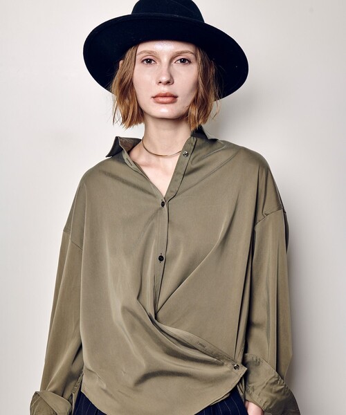 allureville(アルアバイル)の「フィブリルカシュクールシャツ(シャツ/ブラウス・レディース・ベージュ/ネイビー/カーキ・2)」の17枚目の写真