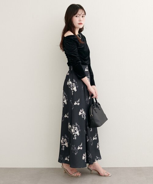 長さ変えれる花柄サテンスカート（スカート）｜natural couture