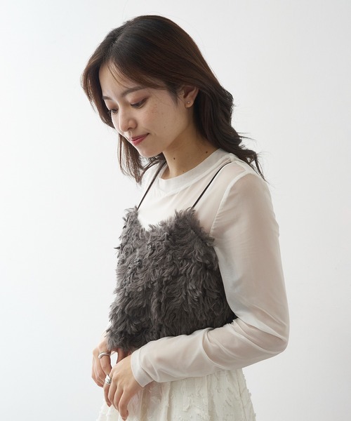 MAGASIN DE MODE Chou Chou（マガジンデモードシュシュ）の「【MAGASIN DE MODE Chou Chou】モコモコ フェイクファービスチェ DTK（ベスト・レディース・ブラウン/チャコールグレー/アイボリー・FREE）」の16枚目の写真