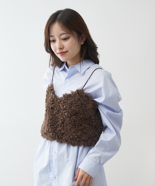 MAGASIN DE MODE Chou Chou（マガジンデモードシュシュ）の「【MAGASIN DE MODE Chou Chou】モコモコ フェイクファービスチェ DTK（ベスト・レディース・ブラウン/チャコールグレー/アイボリー・FREE）」の5枚目の写真