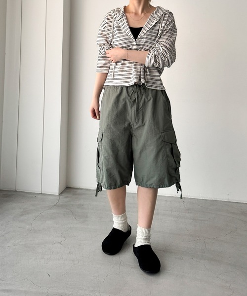 CANAL JEAN(キャナルジーン)の「ARMY TWILL ナイロンOXカーゴショーツ(カーゴパンツ・レディース・セージグリーン・SMALL)」の4枚目の写真