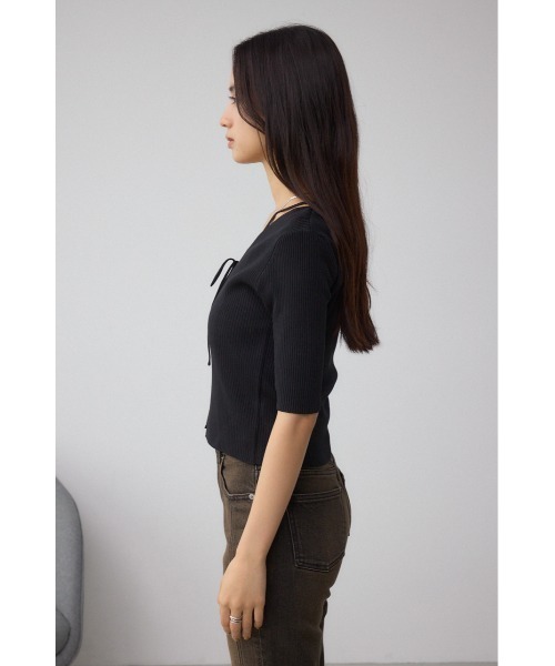 AZUL by moussy(アズールバイマウジー)の「フェイクレイヤードレースアップニット(ニット/セーター・レディース・ブラック/ボルドー/モカ・FREE)」の9枚目の写真