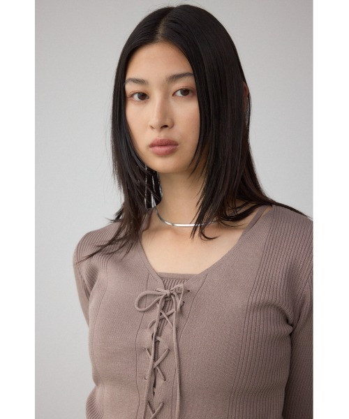 AZUL by moussy(アズールバイマウジー)の「フェイクレイヤードレースアップニット(ニット/セーター・レディース・ブラック/ボルドー/モカ・FREE)」の14枚目の写真