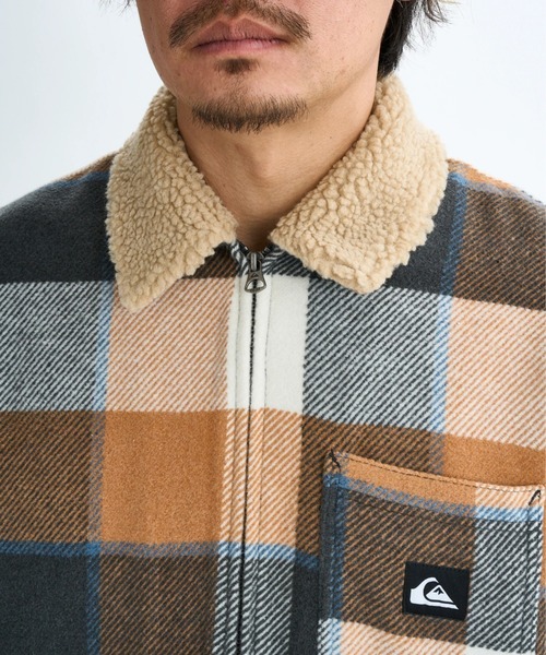 Quiksilver(クイックシルバー)の「DNA SHERPA HARRINGTO /クイックシルバー胸ポケットワンポイントボアブルゾン(ブルゾン・メンズ・ブラウン/ブラック・X-LARGE/LARGE/MEDIUM)」の8枚目の写真