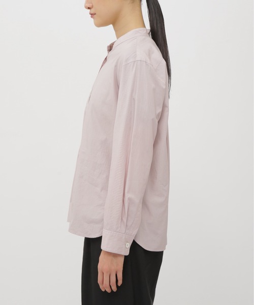 MARGARET HOWELL（マーガレットハウエル）の「COTTON HAIRLINE STRIPE（シャツ/ブラウス・レディース・グレー/ピンク・1/2）」の9枚目の写真