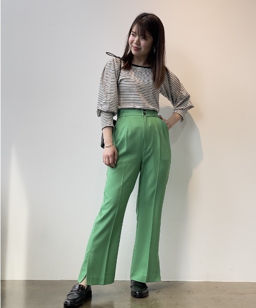 COHINA(コヒナ)の「サイドベンツカラーフレアパンツ 【低身長・小柄女性】(スラックス・レディース・グリーン/イエロー・XS-Short/XS-Regular)」の7枚目の写真