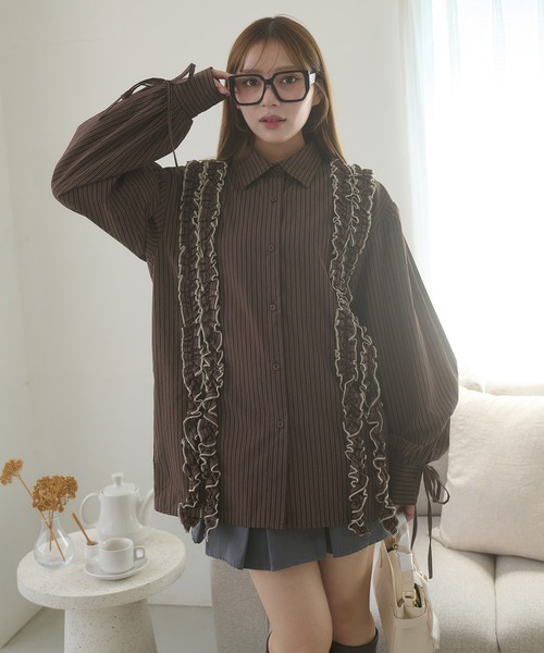Ambre Neige（アンブルネージュ）の「stripe flill over shirt tunic / ストライプフリルオーバーシャツチュニック（シャツ/ブラウス・レディース・ベージュ/ダークブラウン/サックスブルー・FREE）」の18枚目の写真