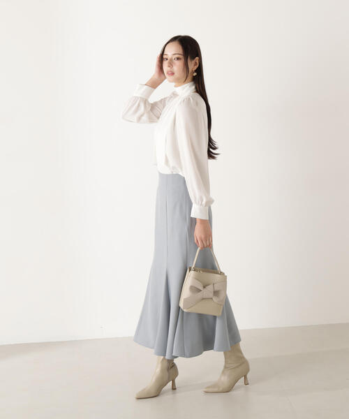 PROPORTION BODY DRESSING（プロポーションボディドレッシング）の「＜ウォッシャブル＞２ＷＡＹリボンタック付きブラウス / 1215210003（シャツ/ブラウス・レディース・ベージュ/ホワイト系その他/ブルー・SMALL/MEDIUM）」の8枚目の写真