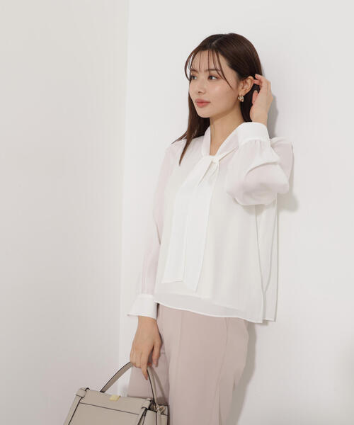 PROPORTION BODY DRESSING（プロポーションボディドレッシング）の「＜ウォッシャブル＞２ＷＡＹリボンタック付きブラウス / 1215210003（シャツ/ブラウス・レディース・ベージュ/ホワイト系その他/ブルー・SMALL/MEDIUM）」の13枚目の写真