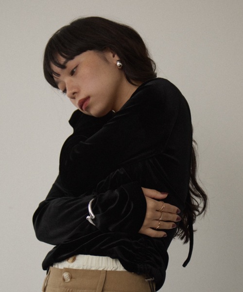 DRWCYS（ドロシーズ）の「カップインサイドギャザーベロアトップス（Tシャツ/カットソー・レディース・ホワイト/ブラック/ブラウン・FREE）」の21枚目の写真