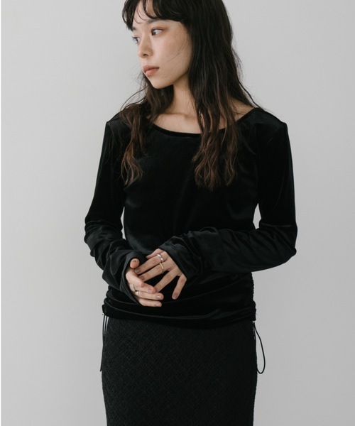 DRWCYS（ドロシーズ）の「カップインサイドギャザーベロアトップス（Tシャツ/カットソー・レディース・ホワイト/ブラック/ブラウン・FREE）」の13枚目の写真