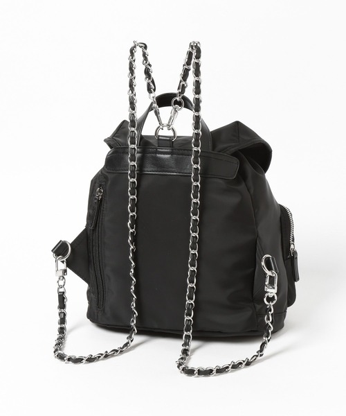 LOWRYS FARM（ローリーズファーム）の「チェーンショルダーリュック　600865（ショルダーバッグ・レディース・ブラック・FREE）」の4枚目の写真