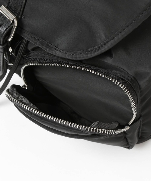 LOWRYS FARM（ローリーズファーム）の「チェーンショルダーリュック　600865（ショルダーバッグ・レディース・ブラック・FREE）」の15枚目の写真