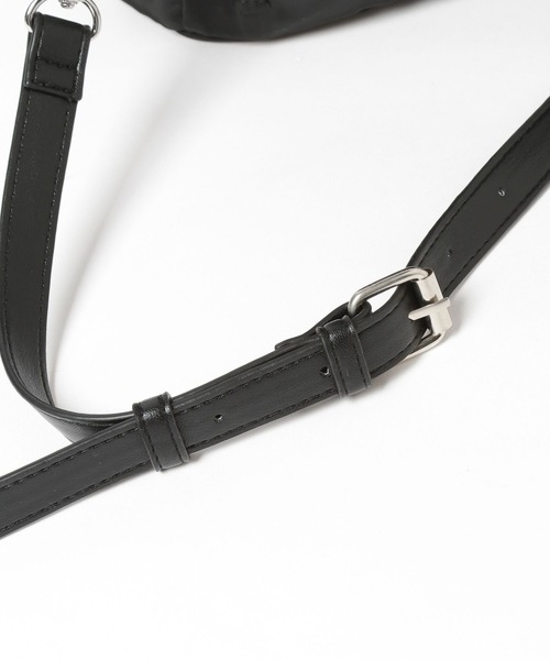 LOWRYS FARM（ローリーズファーム）の「チェーンショルダーリュック　600865（ショルダーバッグ・レディース・ブラック・FREE）」の20枚目の写真