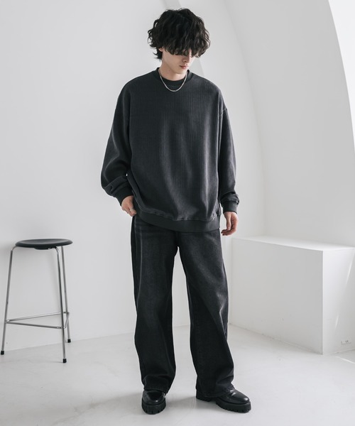 Rocky Monroe（ロッキーモンロー）の「新色追加 オーバーサイズカットコーデュロイ・スエードクルーネック長袖プルオーバー（スウェット・メンズ・チャコール/ネイビー/ブラウン/ブラック/アイボリー/ブラウン系/ブラック系/ワイン・M/L/XL）」の22枚目の写真