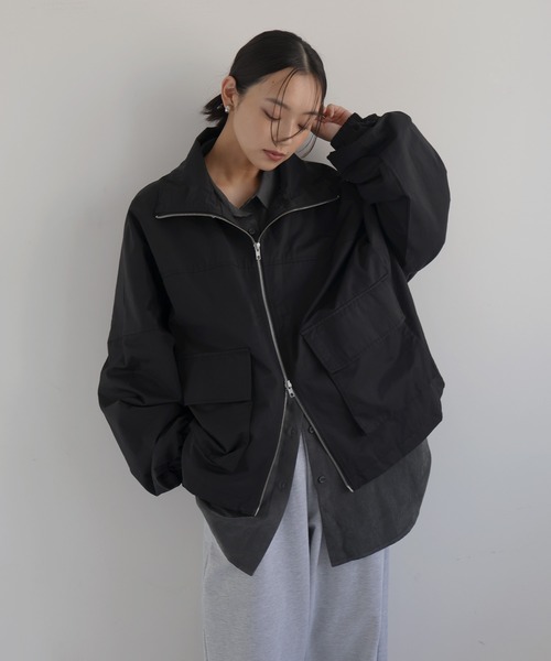 hellam（へラム）の「合繊ツイル スタンドカラージップブルゾン（その他アウター・レディース・ブラック/グレイッシュベージュ/オフホワイト/ブラウン・FREE）」の14枚目の写真