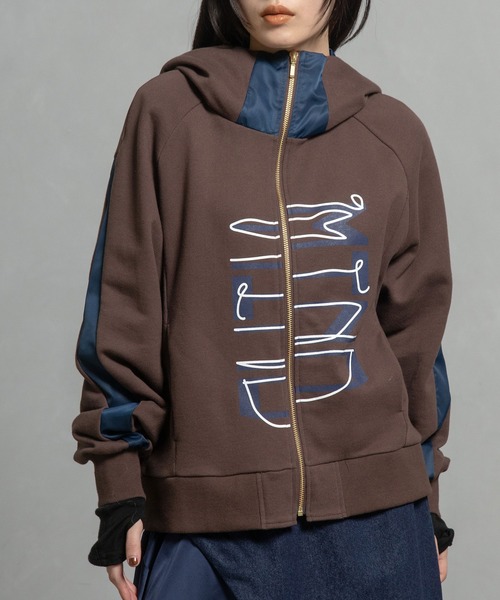 MARECHAL TERRE（マルシャルテル）の「ロゴフーディー（パーカー・レディース・アイボリー/グレー/ブラック/ブラウン・MEDIUM）」の4枚目の写真