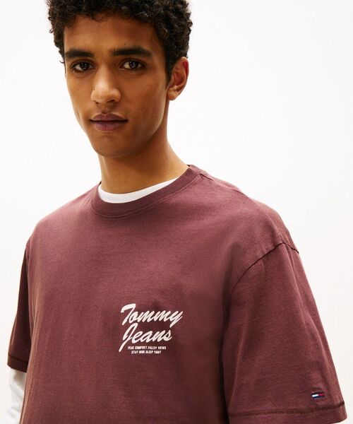 tommy jeans(トミー ジーンズ)の「リラックスノベルティTシャツ(Tシャツ/カットソー・メンズ・ブラウン系その他/オレンジ系その他3・LARGE/MEDIUM/SMALL/X-LARGE/X-SMALL)」の7枚目の写真