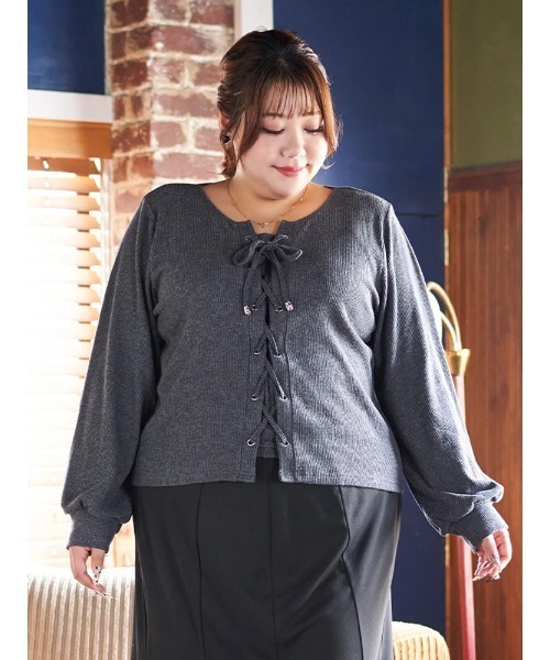 Re-J&SUPURE(リジェイアンドスプル)の「【大きいサイズ】【Kannaコラボ】リブレースアッププルオーバー(Tシャツ/カットソー・レディース・ダークグレー/ブラック・XX-LARGE/XXX-LARGE/XXXX-LARGE)」の11枚目の写真
