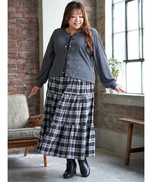 Re-J&SUPURE(リジェイアンドスプル)の「【大きいサイズ】【Kannaコラボ】リブレースアッププルオーバー(Tシャツ/カットソー・レディース・ダークグレー/ブラック・XX-LARGE/XXX-LARGE/XXXX-LARGE)」の22枚目の写真