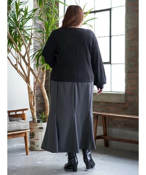 Re-J&SUPURE(リジェイアンドスプル)の「【大きいサイズ】【Kannaコラボ】リブレースアッププルオーバー(Tシャツ/カットソー・レディース・ダークグレー/ブラック・XX-LARGE/XXX-LARGE/XXXX-LARGE)」の5枚目の写真