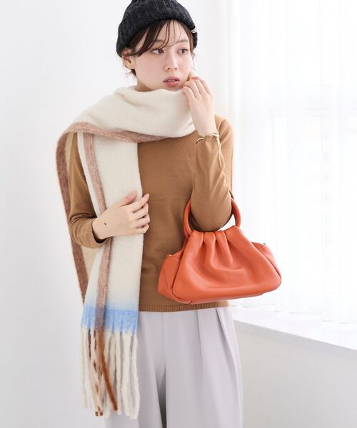 le.coeur blanc（ルクールブラン）の「《WEB限定アイテム》MIXカラーフリンジマフラー（マフラー・レディース・オフホワイト/グレー/ピンク・FREE）」の7枚目の写真