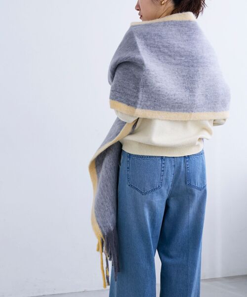 le.coeur blanc（ルクールブラン）の「《WEB限定アイテム》MIXカラーフリンジマフラー（マフラー・レディース・オフホワイト/グレー/ピンク・FREE）」の13枚目の写真