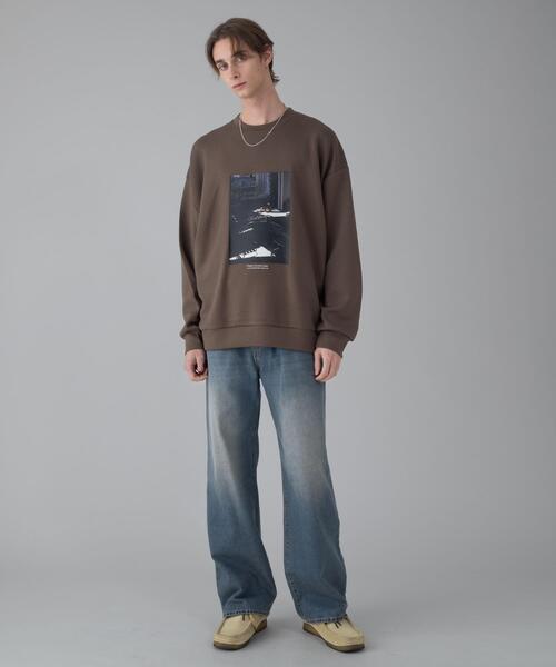 BROWNY(ブラウニー)の「BROWNY/アクセ付きフォトグラフィックプルオーバー(スウェット・メンズ・ブラック/サックスブルー/ホワイト/ブラウン・MEDIUM/LARGE)」の20枚目の写真