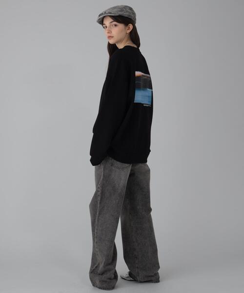 BROWNY(ブラウニー)の「BROWNY/アクセ付きフォトグラフィックプルオーバー(スウェット・メンズ・ブラック/サックスブルー/ホワイト/ブラウン・MEDIUM/LARGE)」の16枚目の写真