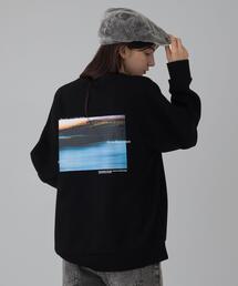 BROWNY/アクセ付きフォトグラフィックプルオーバー