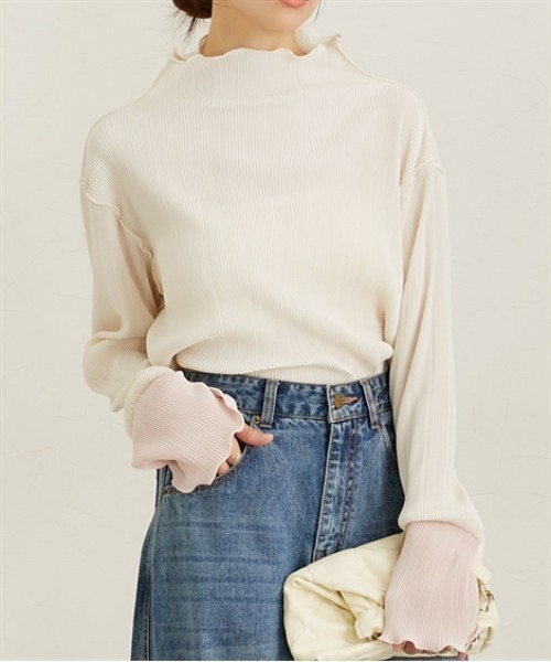 nissen（ニッセン）の「袖配色メローネックトップス（Tシャツ/カットソー・レディース・アイボリー/グレイッシュベージュ/チャコール・M/L）」の4枚目の写真