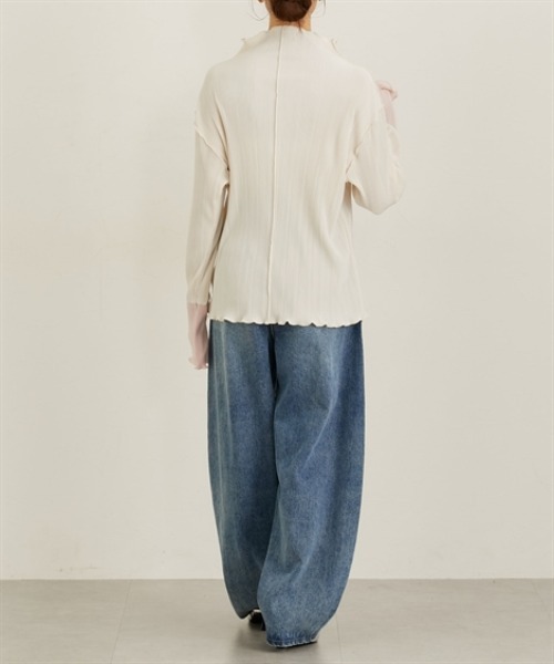 nissen（ニッセン）の「袖配色メローネックトップス（Tシャツ/カットソー・レディース・アイボリー/グレイッシュベージュ/チャコール・M/L）」の9枚目の写真