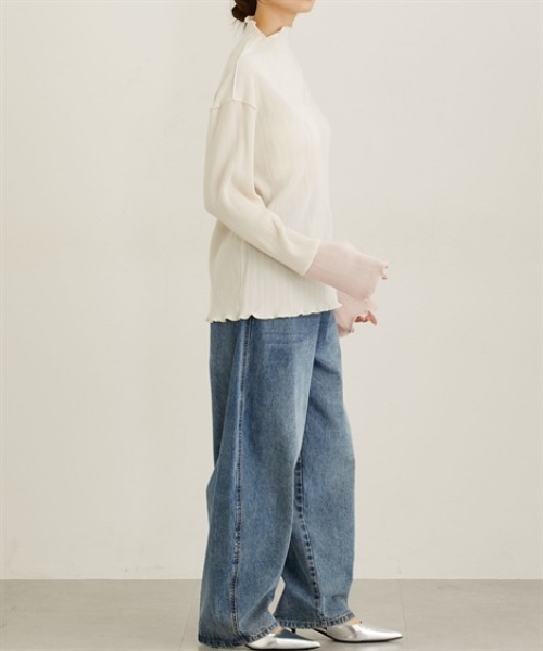 nissen（ニッセン）の「袖配色メローネックトップス（Tシャツ/カットソー・レディース・アイボリー/グレイッシュベージュ/チャコール・M/L）」の10枚目の写真