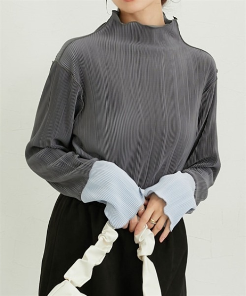 nissen（ニッセン）の「袖配色メローネックトップス（Tシャツ/カットソー・レディース・アイボリー/グレイッシュベージュ/チャコール・M/L）」の15枚目の写真