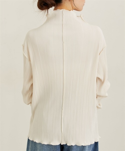 nissen（ニッセン）の「袖配色メローネックトップス（Tシャツ/カットソー・レディース・アイボリー/グレイッシュベージュ/チャコール・M/L）」の20枚目の写真