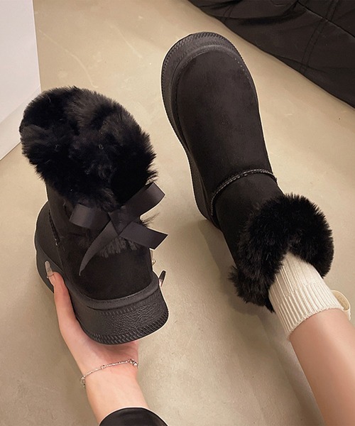 shoes365（シューズスリーシックスファイヴ）の「バックリボン　ムートンブーツ (AW)（ブーツ・レディース・ブラック/ホワイト/ブラウン・23.0cm/23.5cm/24.5cm/25.0cm/25.5cm）」の11枚目の写真