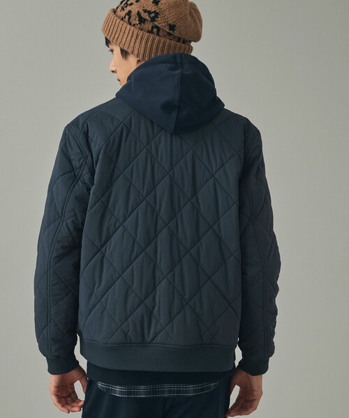 AIGLE（エーグル）の「撥水 REPREVE中綿 リバーシブル キルティングブルゾン（ダウンジャケット/コート・メンズ・ベージュ/モスグリーン/ダークネイビー/ブラック・M/L/S）」の7枚目の写真