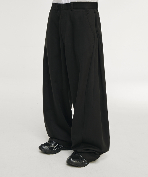 SIGNATURE（シグネチャ）の「マルチタックワイドスラックス[ブラック]（スラックス・レディース・その他・SMALL/MEDIUM/LARGE/X-LARGE）」の3枚目の写真