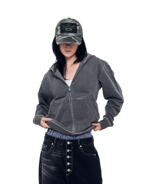 AAKAM(アーカム)の「Vintage Damaged Zip-Up Hoodie (Dark Gray)(パーカー・レディース・その他・1/2)」の3枚目の写真