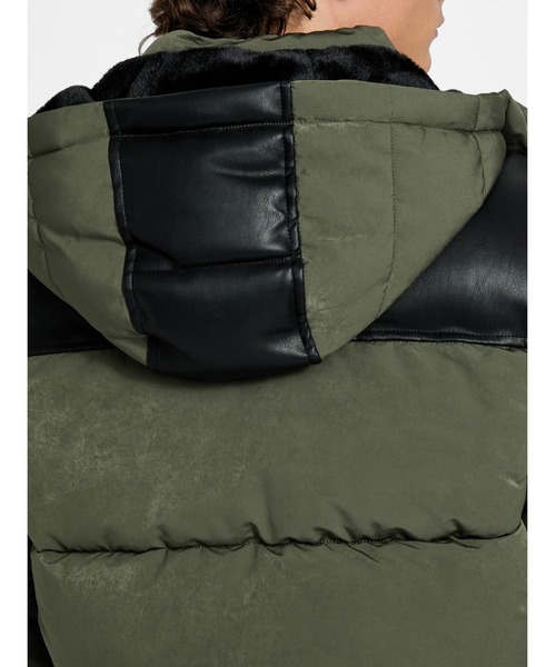 Guess（ゲス）の「OUTDOORS Puffa Jacket アウター ジャケット（その他アウター・メンズ・カーキオリーブ/ブラック・SMALL/MEDIUM/LARGE/X-LARGE/XX-LARGE）」の9枚目の写真