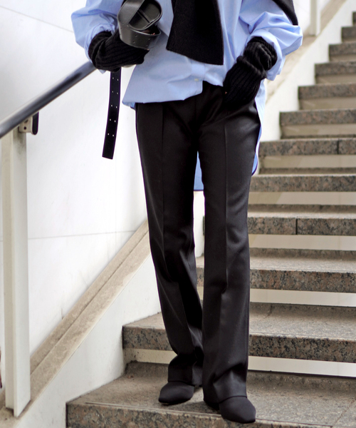 AP STUDIO(エーピーストゥディオ)の「サキソニーウールパンツ(スラックス・レディース・ブラック/チャコールグレー・34/36/38/40)」の1枚目の写真